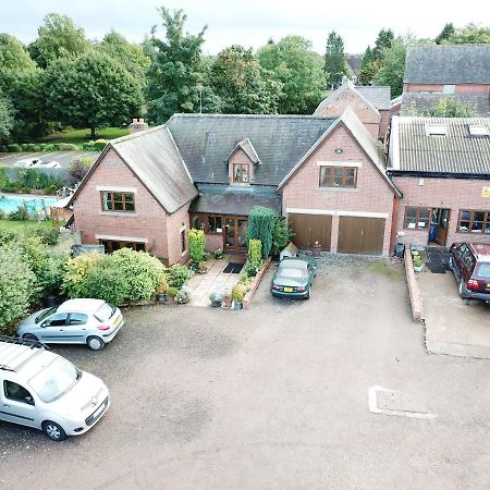 Castle Farmhouse Bed And Breakfast Glenfield Exterior foto